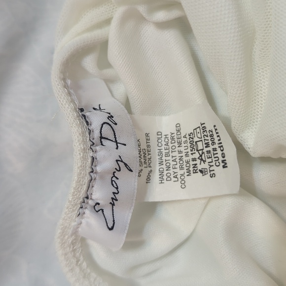 Emory Park White Tank Top - Picture 3 of 3